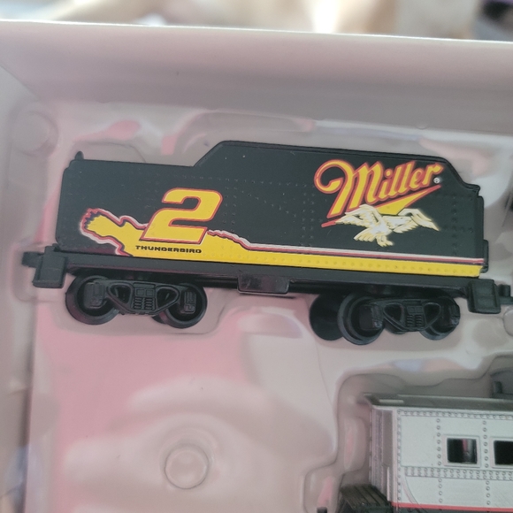 Rusty Wallace 25 years in racing, Miller 5 piece train set, in box - Picture 10 of 12
